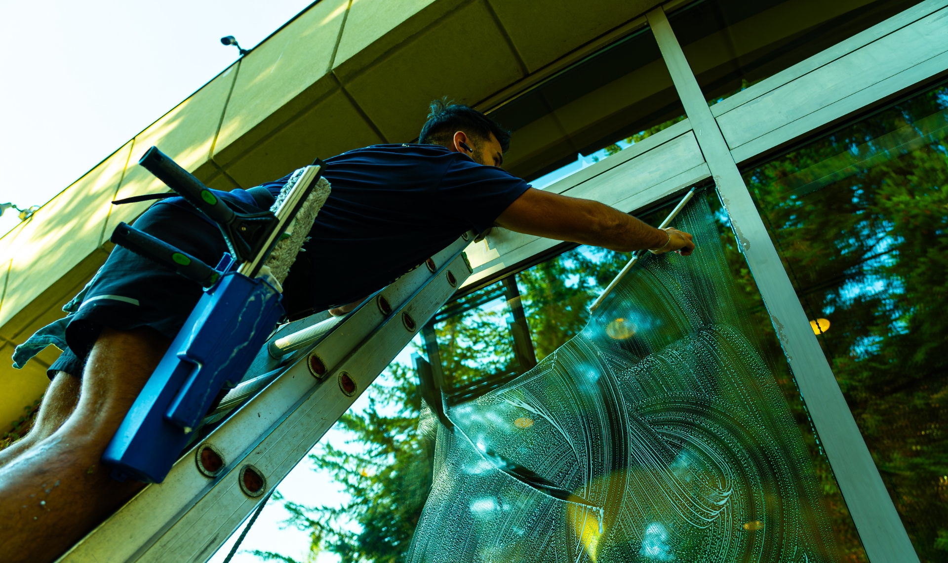 Sierra Services team member at work in Whistler